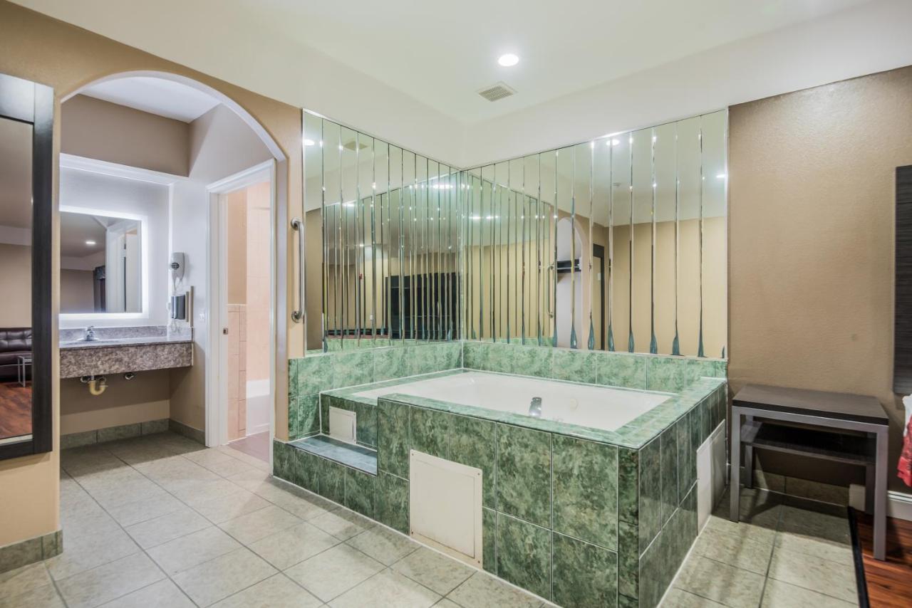 Scottish Inns & Suites Iah Airport-Beltway 8 Aldine 外观 照片