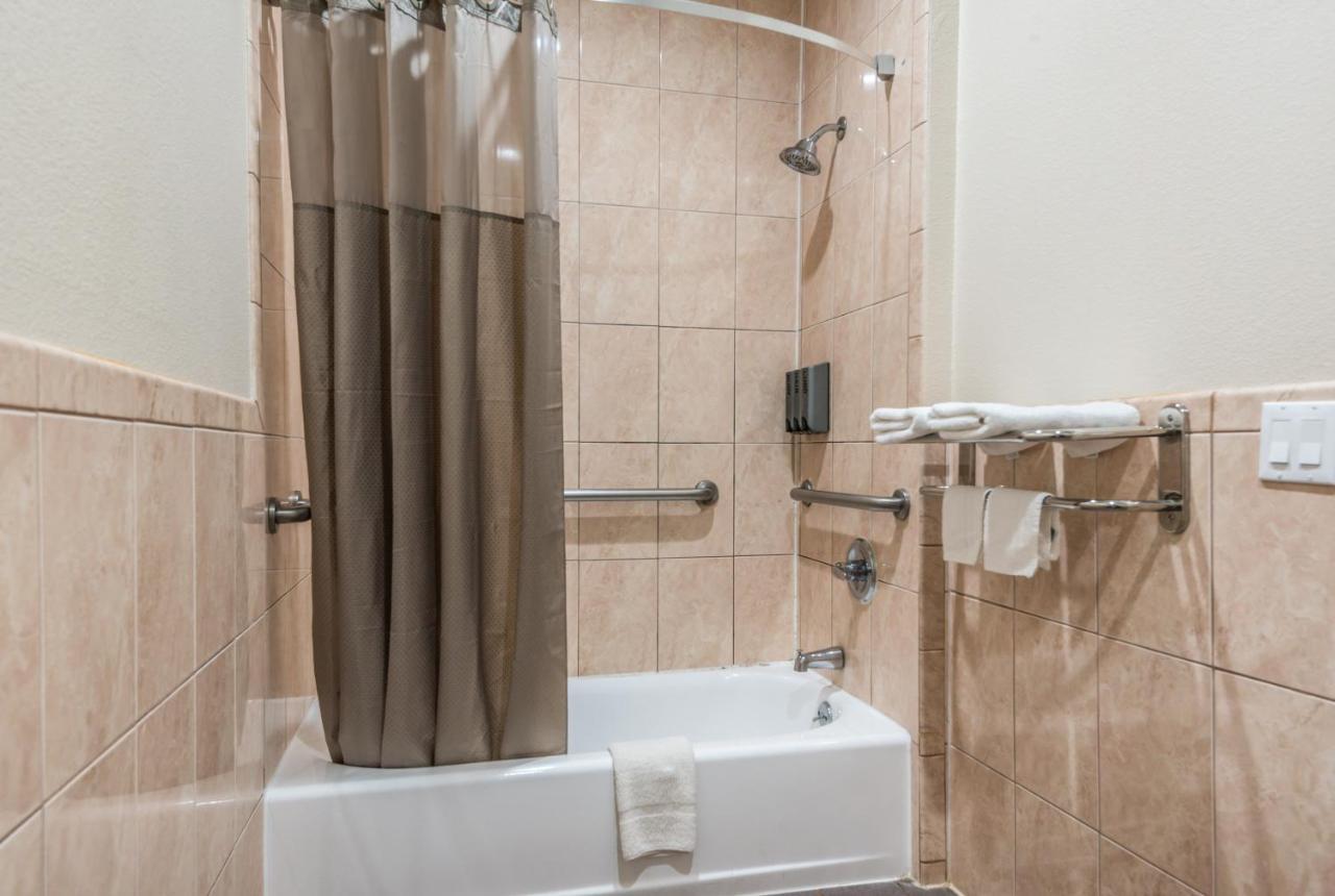 Scottish Inns & Suites Iah Airport-Beltway 8 Aldine 外观 照片
